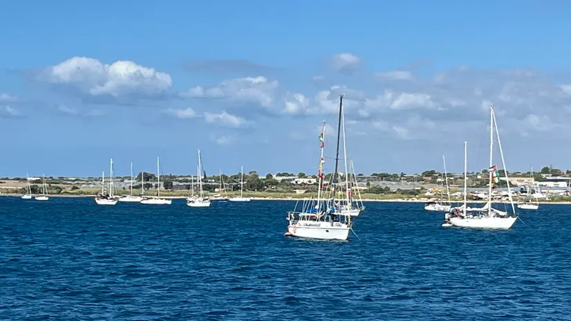 + Global Flotilla, partita da Portopalo, rotta verso Gaza ++ Portavoce: 'emozione straordinaria,stavolta non ci fermiamo più' Da Portopalo di Capo Passero.