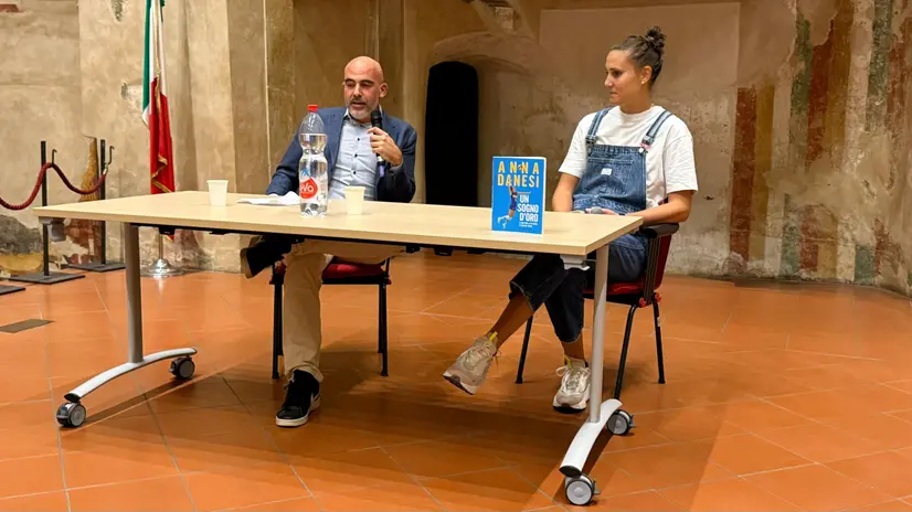 Anna Danesi presenta il suo libro a Castenedolo