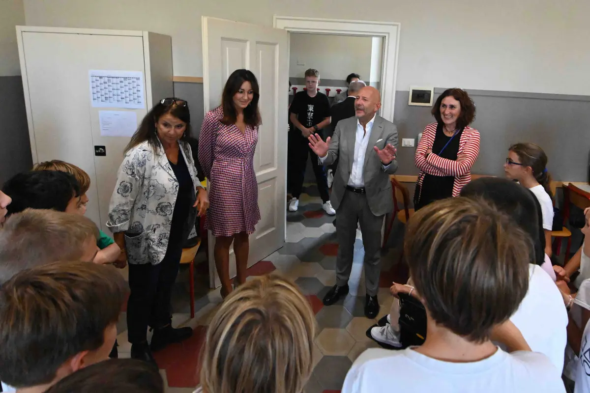 La visita dell'assessore regionale Lucchini alla scuola Audiofonetica
