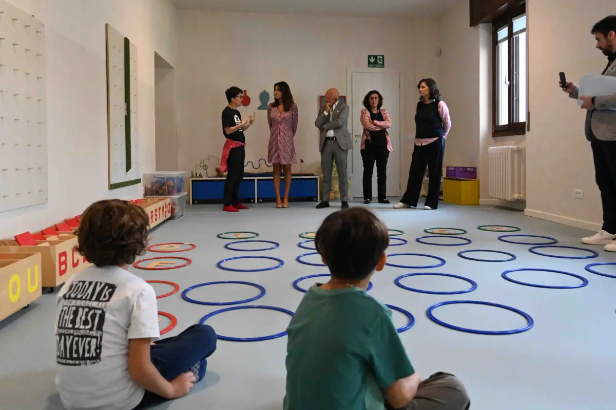 La visita dell'assessore regionale Lucchini alla scuola Audiofonetica