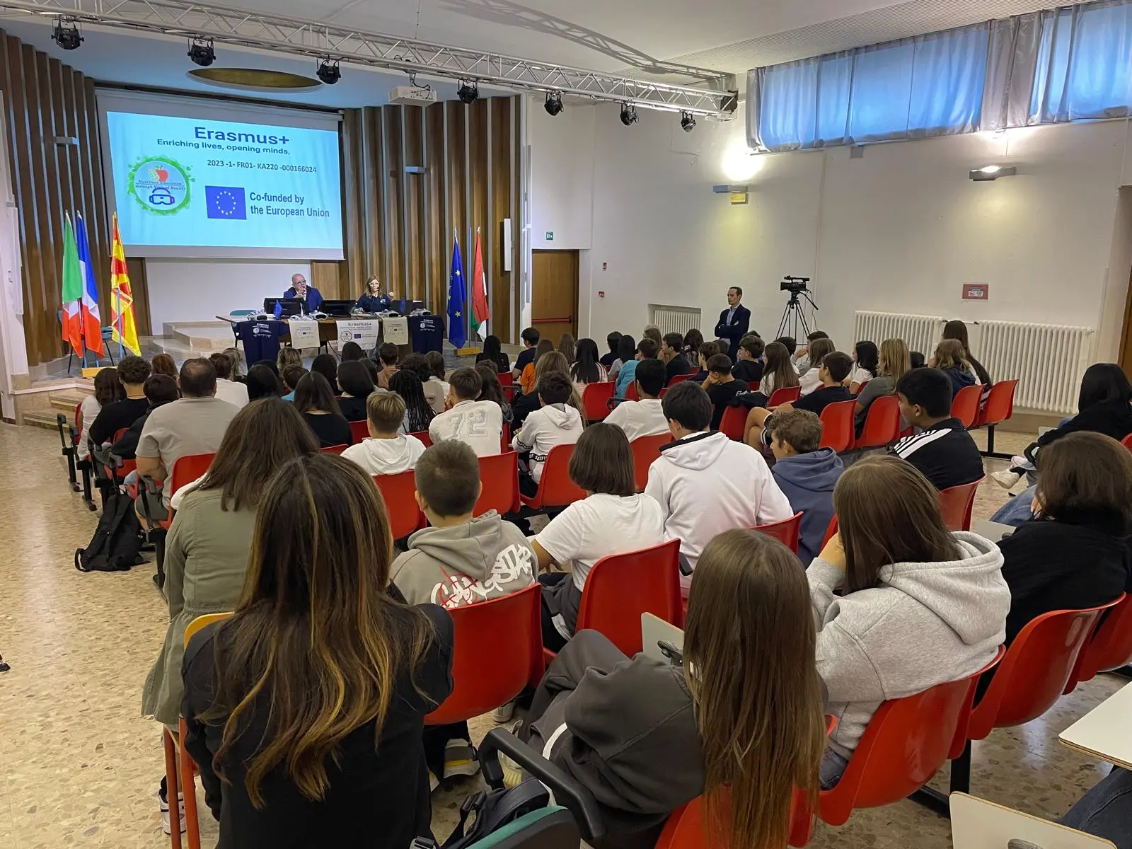 Presentazione del progetto Erasmus VR Nutrition al Lunardi di Brescia