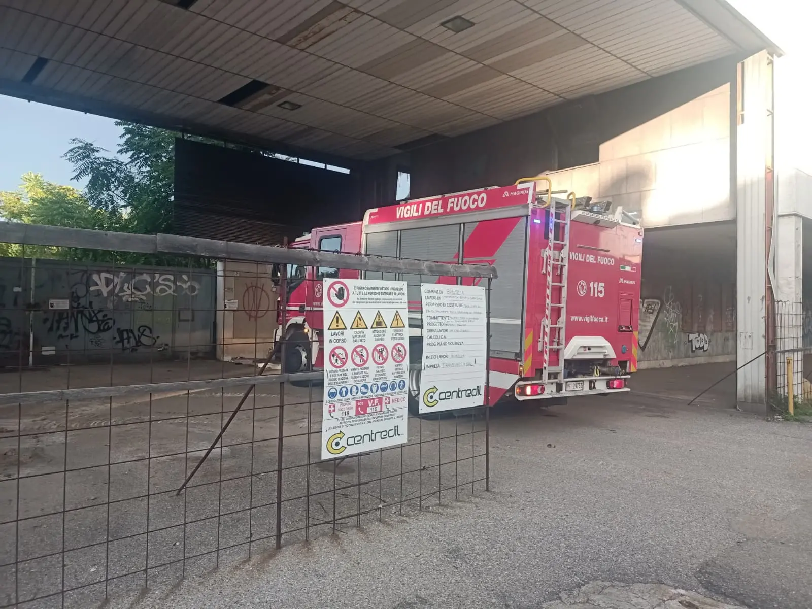 L'intervento dei vvf all'ex Pietra