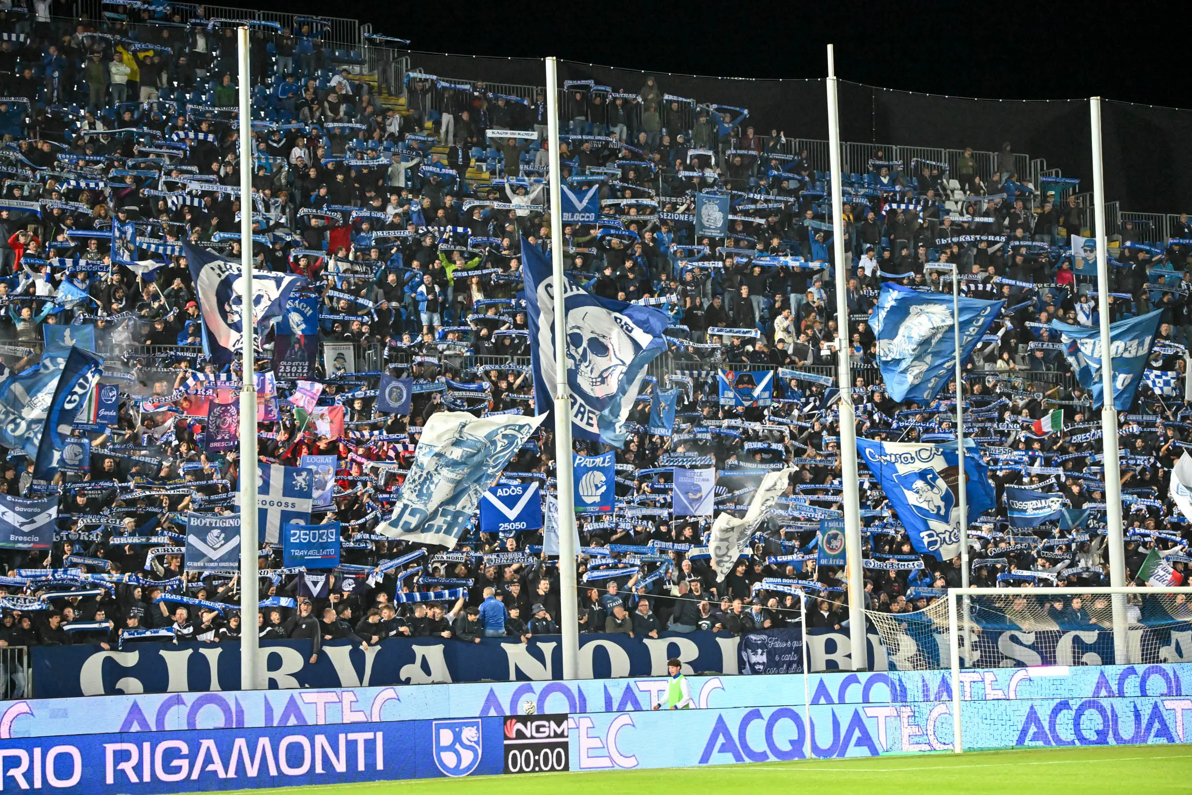 SPORT CALCIO BRESCIA CAMPIONATO SERIE C UNION BRESCIA NOVARA NELLA FOTO TIFOSI UNION BRESCIA 25–09-2025 AGENZIA NEWREPORTER PASOTTI