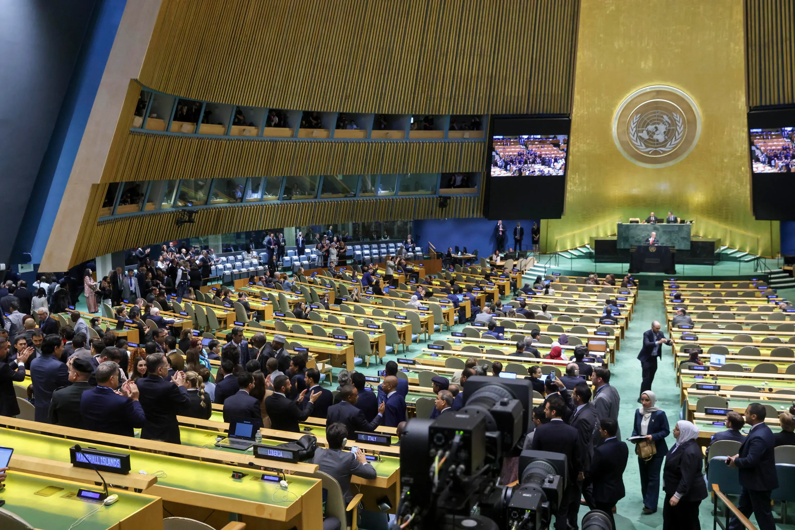 Il premier israeliano Benjamin Netanyahu intervenendo all'assemblea generale dell'Onu