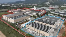 In via Serenissima: l’area industriale della Cembre delimitata dai confini «rossi», mentre in quelli «azzurri» si evidenziano i due nuovi siti - © www.giornaledibrescia.it