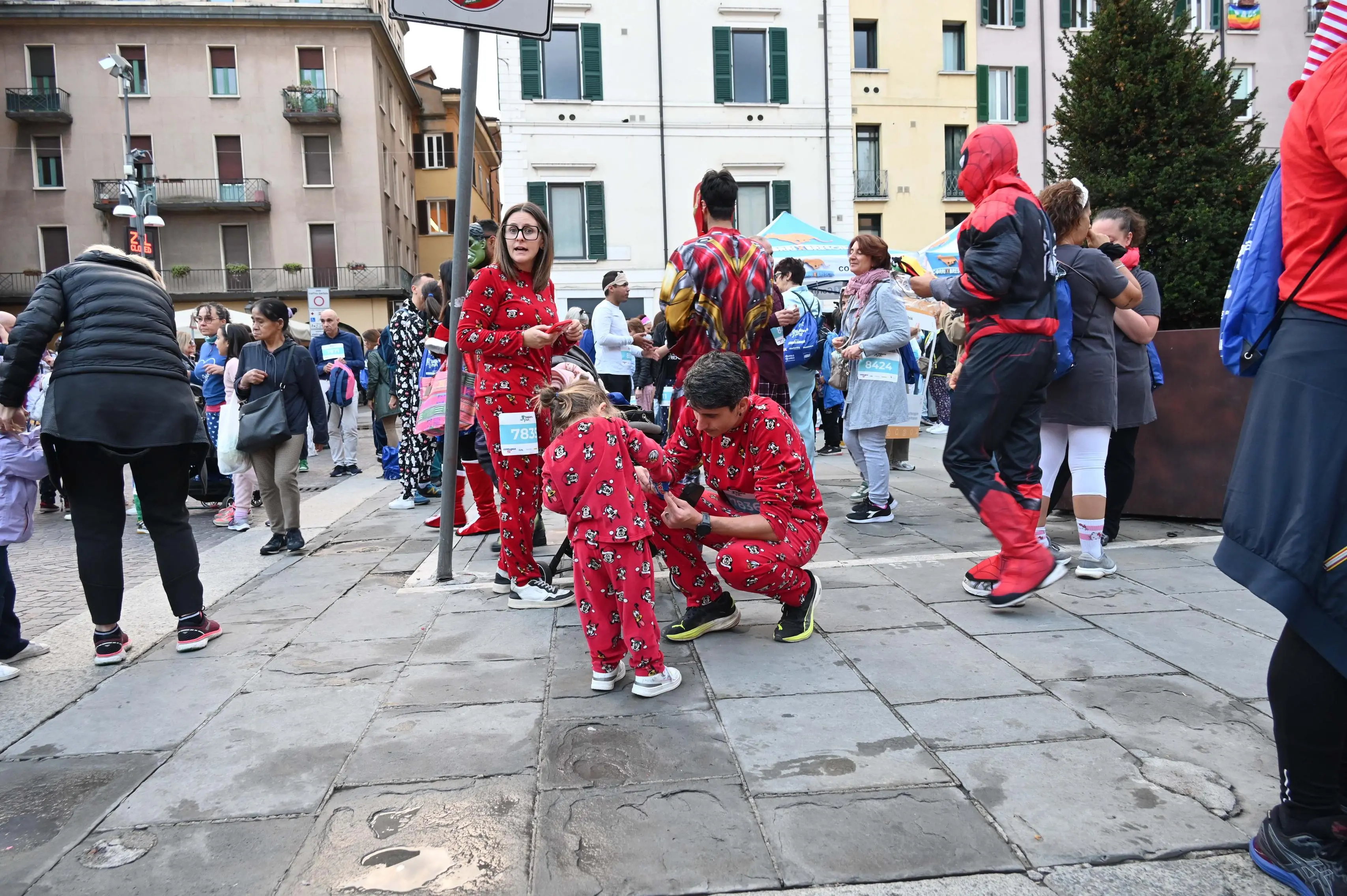 CRONACA BRESCIA PIGIAMA RUN LARGO FORMENTONE REDAZIONE CRONACA 26-09-2025 GABRIELE STRADA NEW EDEN GROUP