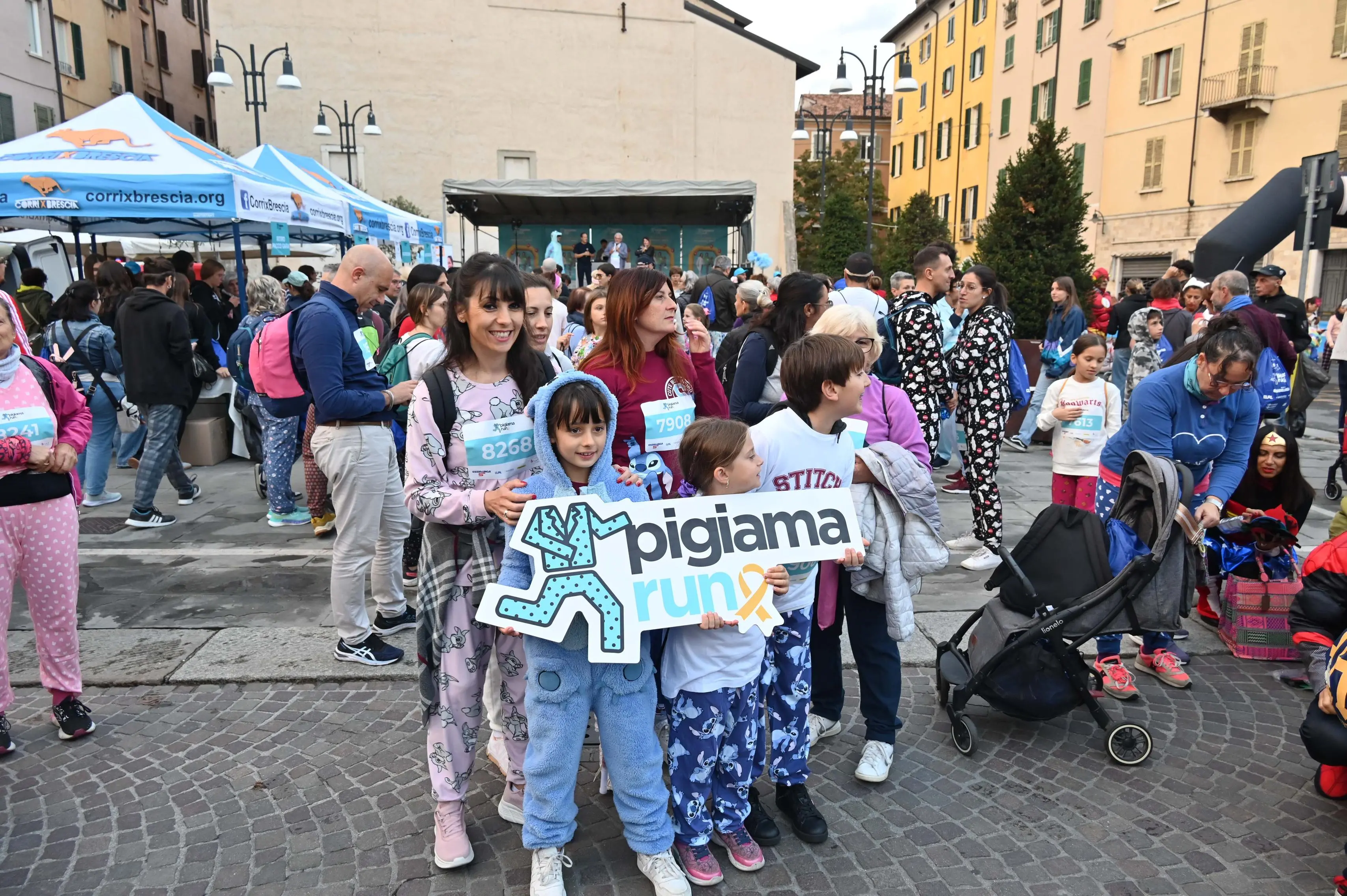 CRONACA BRESCIA PIGIAMA RUN LARGO FORMENTONE REDAZIONE CRONACA 26-09-2025 GABRIELE STRADA NEW EDEN GROUP