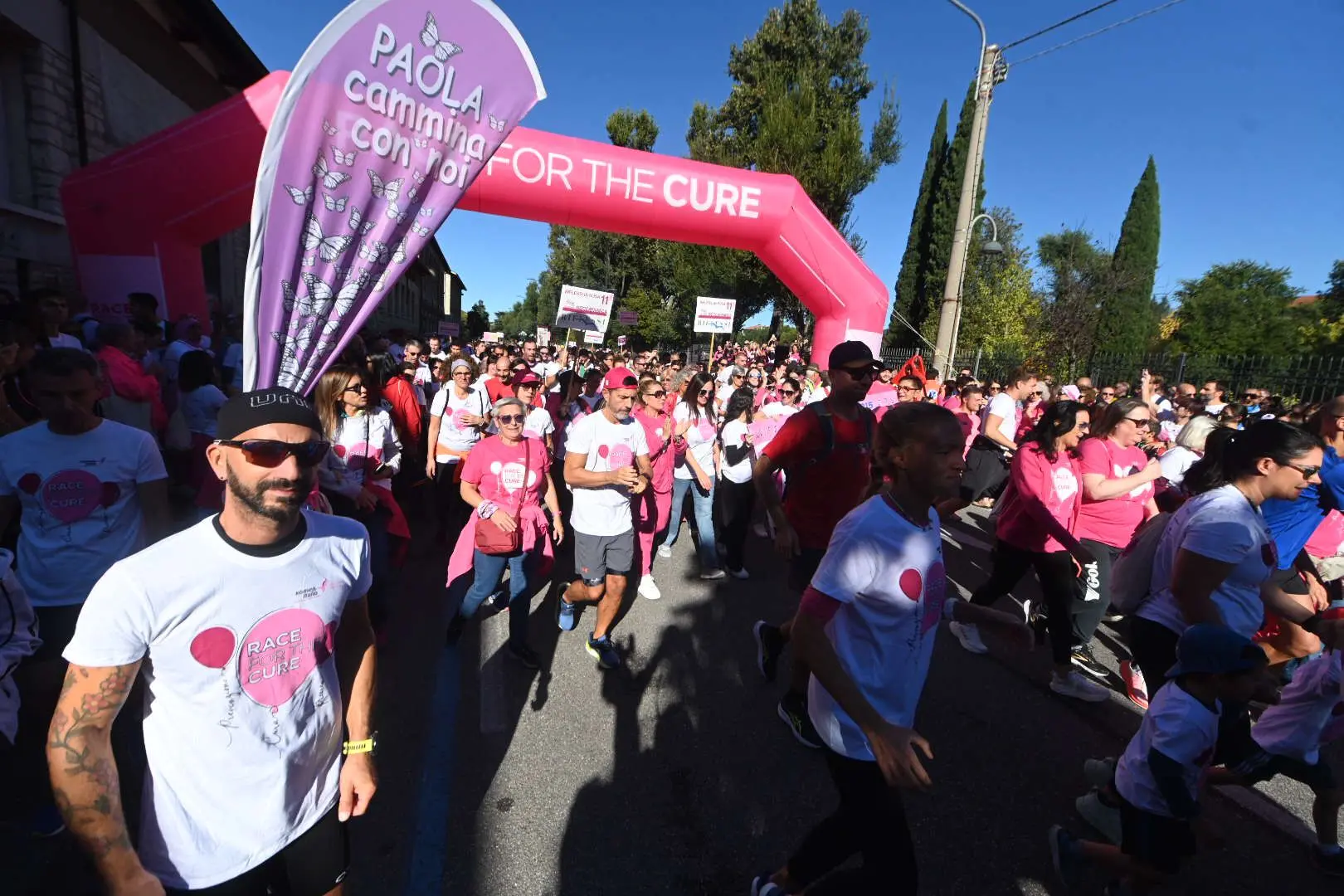 Domenica di corsa con la Race for the cure: le foto