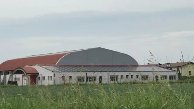 Il palazzetto dello sport di Borgo San Giacomo - © www.giornaledibrescia.it