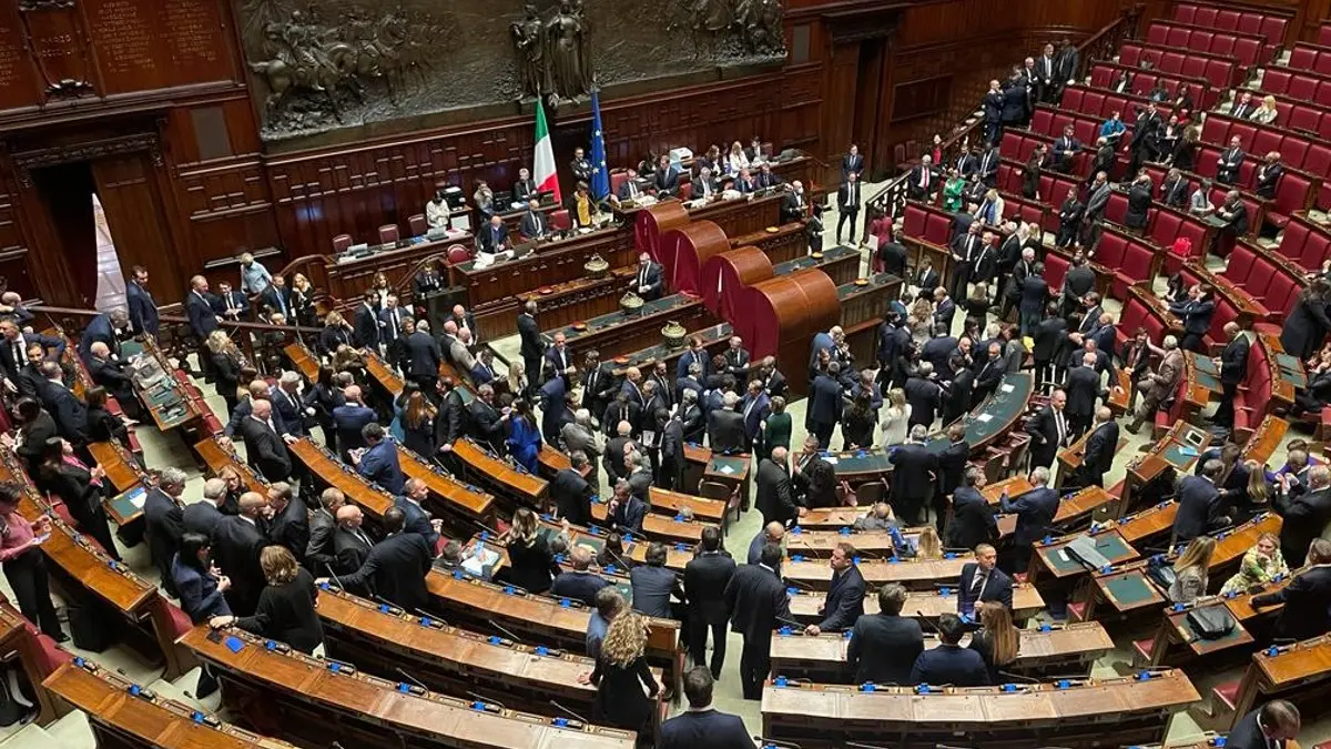 L'emiciclo di Montecitorio dove siedono i deputati - Foto Ansa/Ufficio stampa Camera © www.giornaledibrescia.it