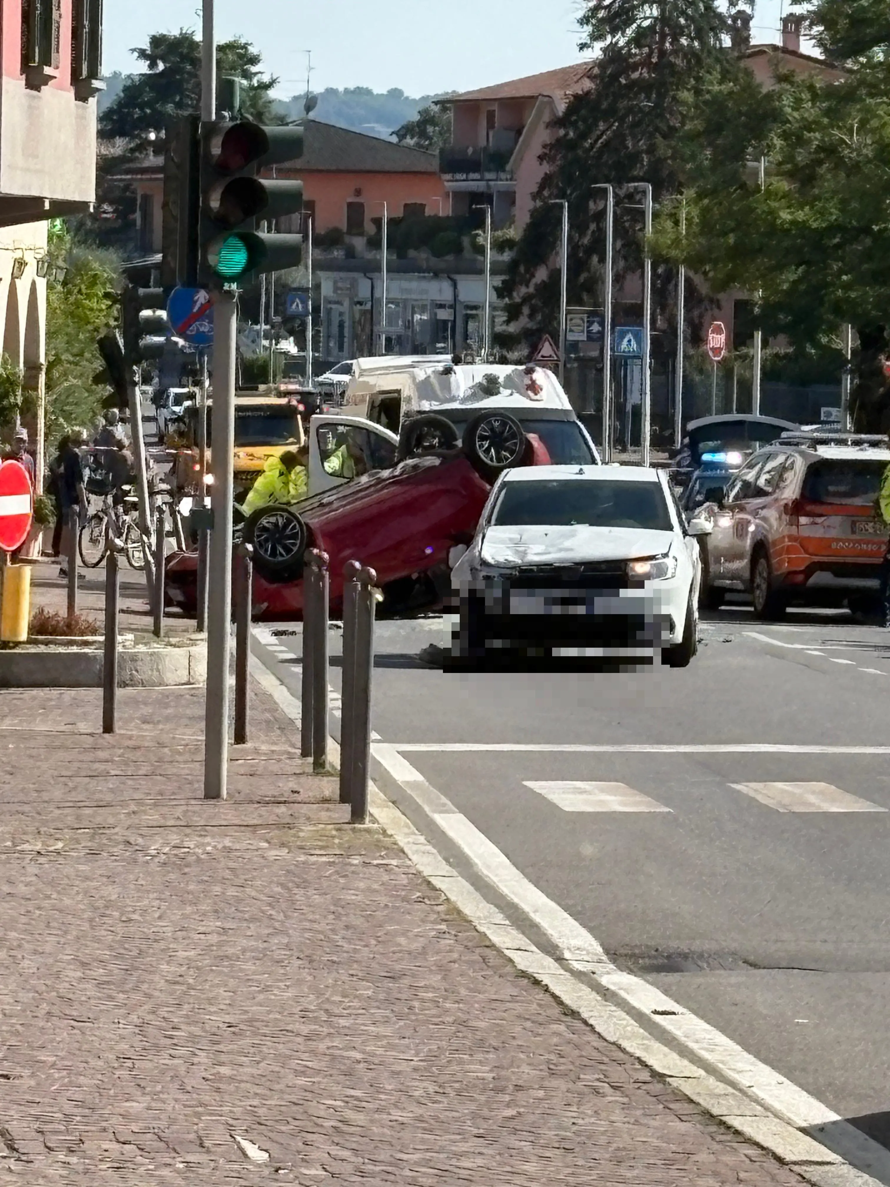 Frontale a Clusane: le auto coinvolte - © www.giornaledibrescia.it