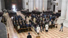 La messa celebrata dal vescovo per il patrono della Polizia San Michele Arcangelo
