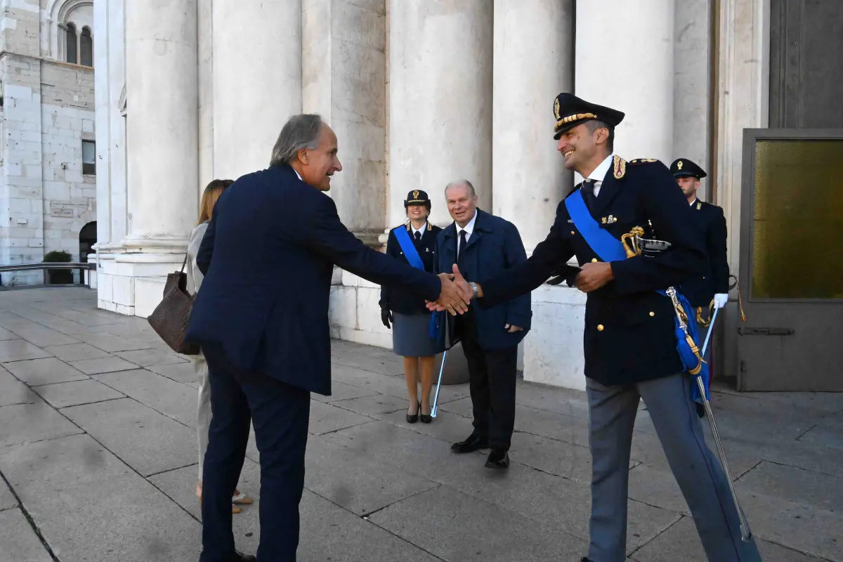 La messa celebrata dal vescovo per il patrono della Polizia San Michele Arcangelo