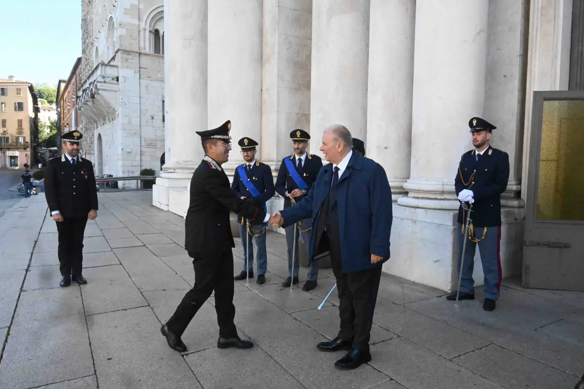 La messa celebrata dal vescovo per il patrono della Polizia San Michele Arcangelo