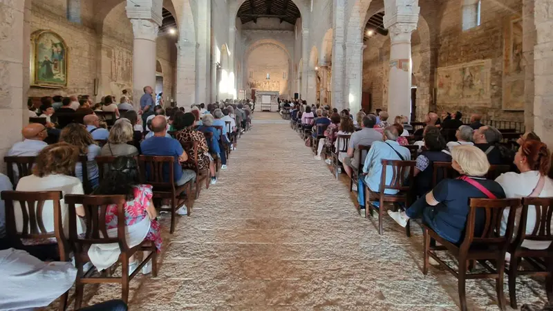 Grande partecipazione all'incontro - © www.giornaledibrescia.it