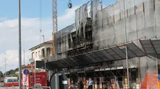 I danni dopo l'incendio a Rovato