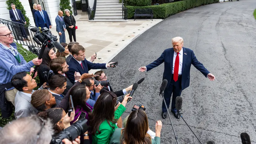 epa12416923 US President Donald Trump speaks to reporters as he departs the White House for a meeting with military leaders at Quantico Marine Base in Washington, DC, USA, 30 September 2025. The president answered questions about the gathering, saying 'We have our real warriors over there. And when they're not good, when we don't think they're our warriors, you know what happened? We say you're fired.' EPA/JIM LO SCALZO