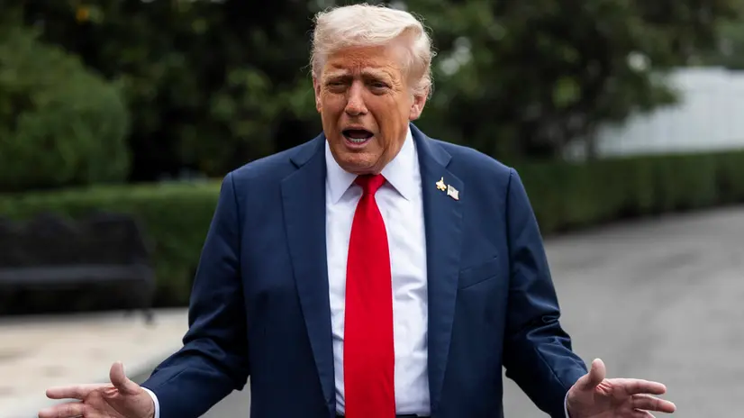 epa12416928 US President Donald Trump speaks to reporters as he departs the White House for a meeting with military leaders at Quantico Marine Base in Washington, DC, USA, 30 September 2025. The president answered questions about the gathering, saying 'We have our real warriors over there. And when they're not good, when we don't think they're our warriors, you know what happened? We say you're fired.' EPA/JIM LO SCALZO