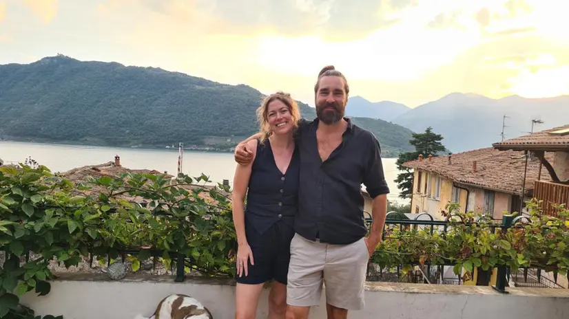 La coppia e la loro casa a Toline di Pisogne