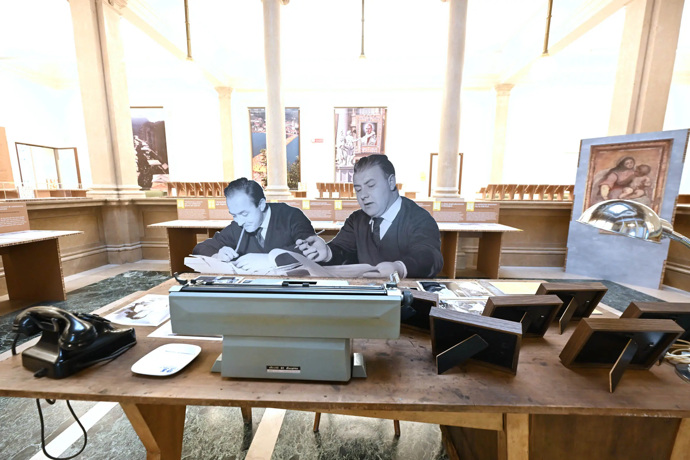 La mostra sugli 80 anni del Giornale di Brescia a palazzo Negroboni