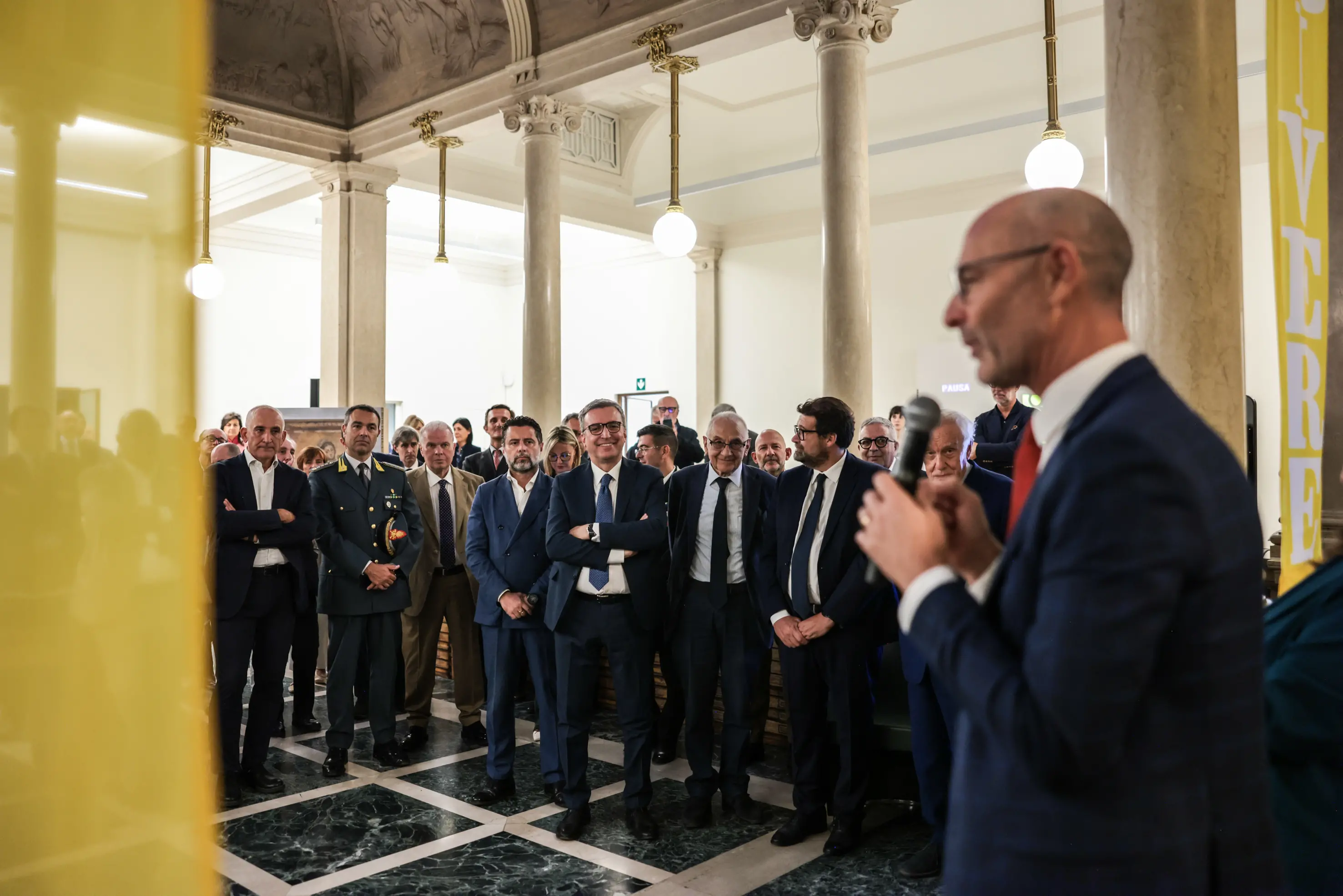 L'inaugurazione della mostra «Il Giornale di Brescia nella storia. 1945-2025. Sguardi su Brescia e sull'Italia»