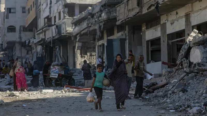 Gaza City distrutta dai bombardamenti - Foto Epa/Mohammed Saber © www.giornaledibrescia.it