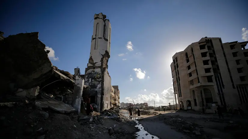 epa12417184 A destroyed mosque following an Israeli air strike during an Israeli military operation in Gaza City, Gaza Strip, 30 September 2025. More than 65,600 Palestinians have been killed in the Gaza Strip since October 2023, according to the Palestinian Ministry of Health, and about 1,200 Israelis have been killed since the launch of an Israeli military campaign in response to a cross-border attack by Hamas on 07 October 2023. EPA/MOHAMMED SABER