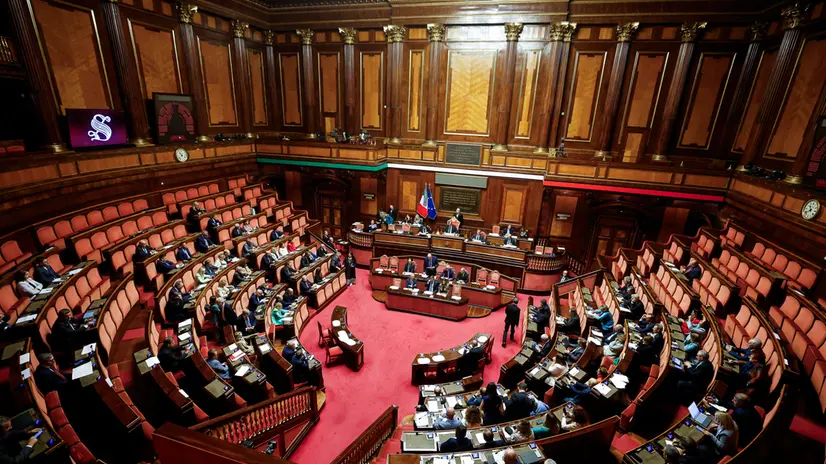 Il ministro alla Difesa Guido Crosetto in aula al Senato durante l’informativa urgente in ordine agli attacchi occorsi a danno della Global Sumud Flotilla e all’evoluzione della situazione sul fronte orientale europeo, Roma, 25 settembre 2025. ANSA/ANGELO CARCONI