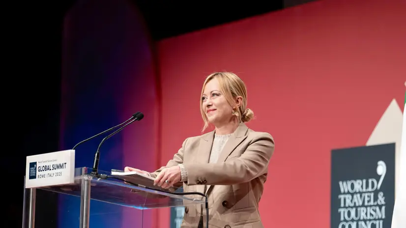 La presidente del Consiglio Giorgia Meloni al Global Summit del Wttc all'auditorium a Roma, 29 settembre 2025. ANSA/ UFFICIO STAMPA PRESIDENZA DEL CONSIGLIO+++FOTO DIFFUSA DALL'UFFICIO STAMPA - USARE SOLO PER ILLUSTRARE OGGI LA NOTIZIA INDICATA NEL TITOLO - NON ARCHIVIARE - NON VENDERE - NON USARE PER FINI NON GIORNALISTICI - NPK+++