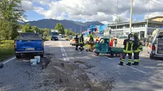 L'incidente tra l'ape e il pick-up a Preseglie
