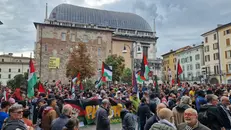 Il corteo ProPal a Brescia dello scorso 27 settembre - © www.giornaledibrescia.it