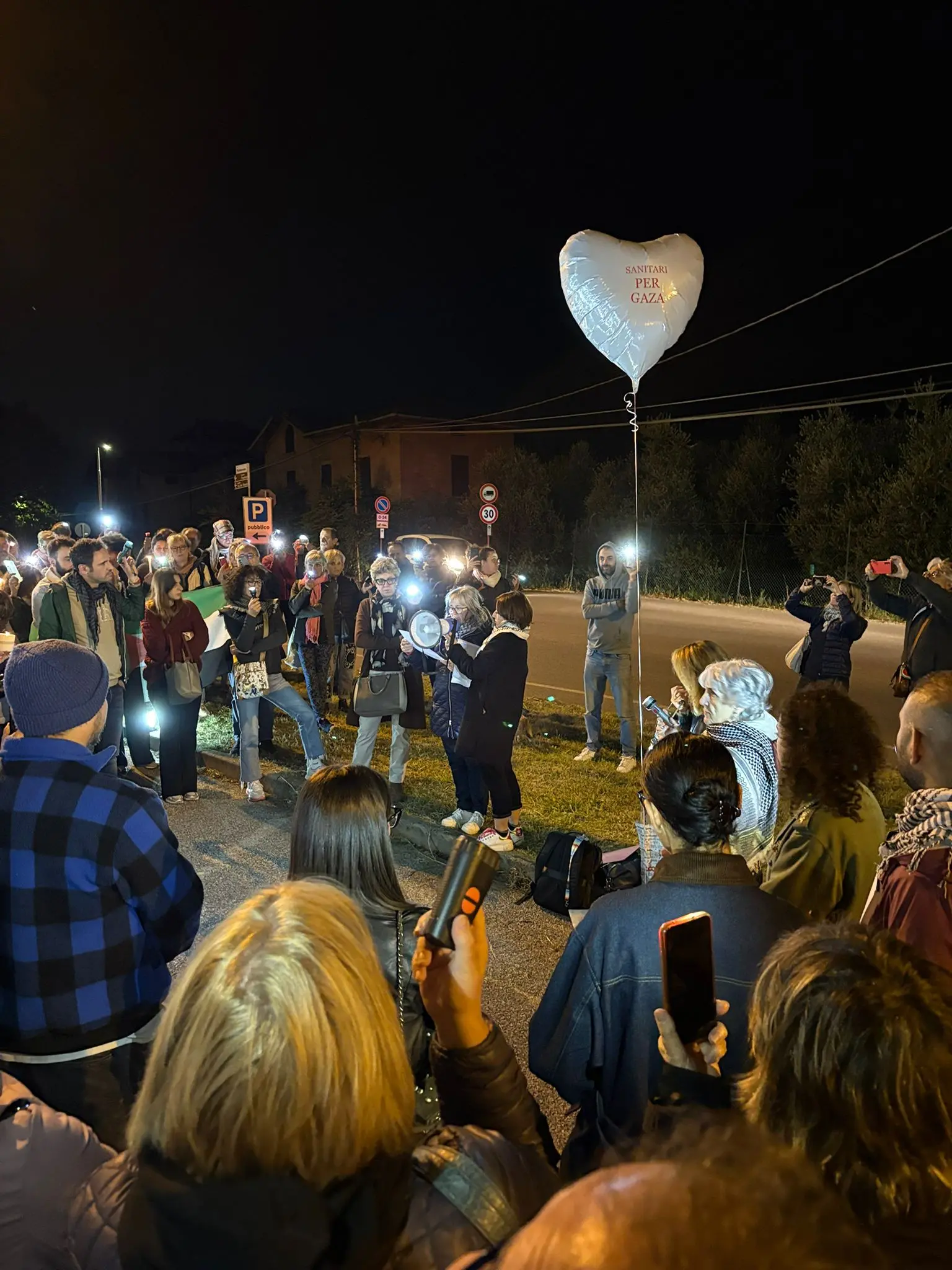 Guerra a Gaza, il flashmob al Civile