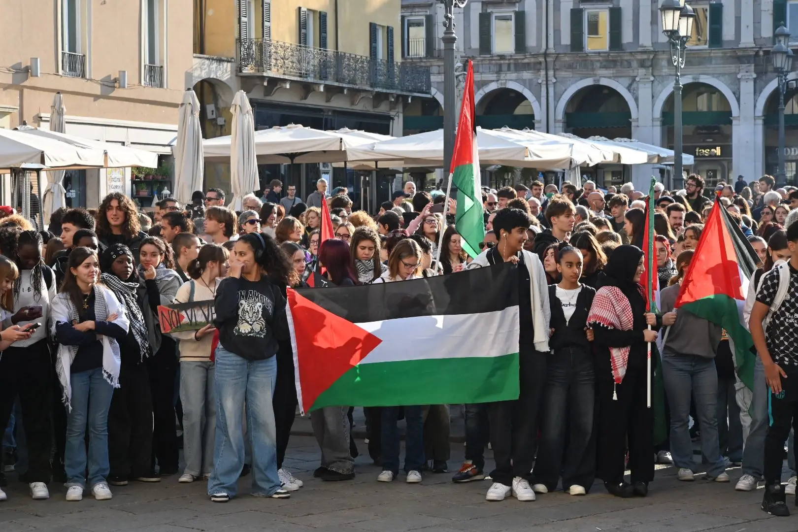 La manifestazione del 3 ottobre in centro a Brescia