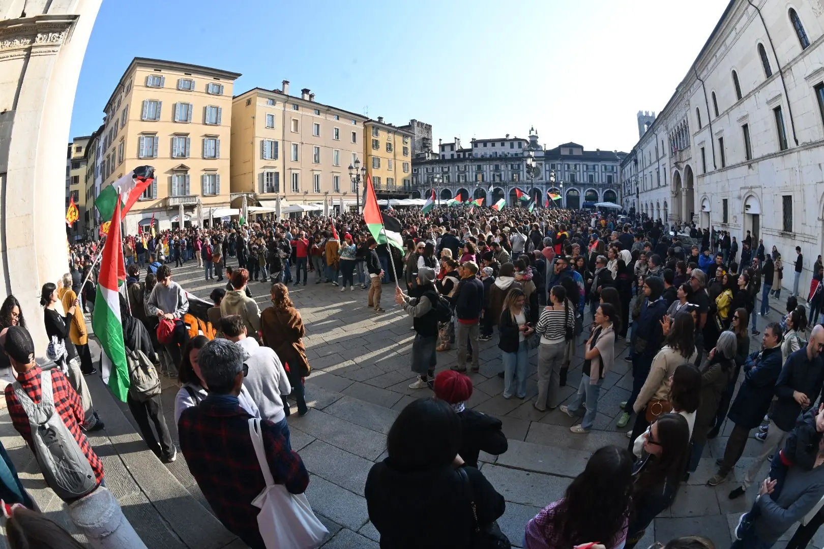 La manifestazione del 3 ottobre in centro a Brescia