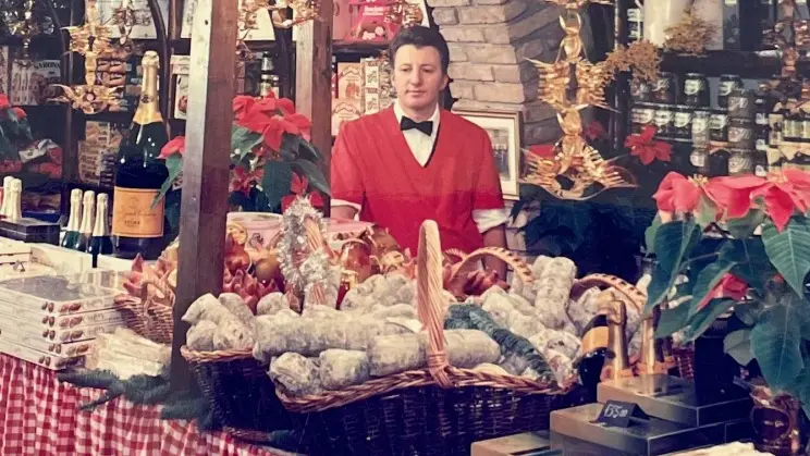 La bottega di Raoul allestita per il Natale negli anni ’90