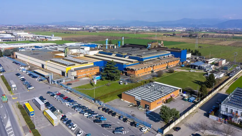 Lo stabilimento di Ef Group a Torbole - © www.giornaledibrescia.it
