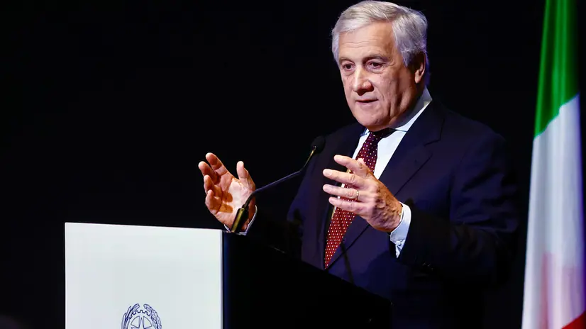 Il ministro degli Esteri Antonio Tajani interviene all’evento di lancio della Settimana della lingua italiana nel mondo, presso il Maxxi, Roma, 03 ottobre 2025, ANSA/VINCENZO LIVIERI
