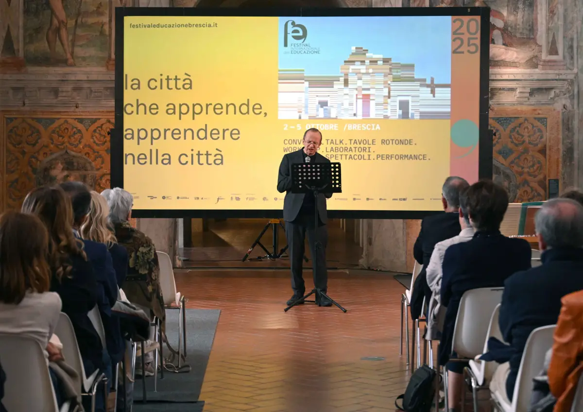 Festival dell'educazione, gli scatti nell’antica basilica di San Salvatore