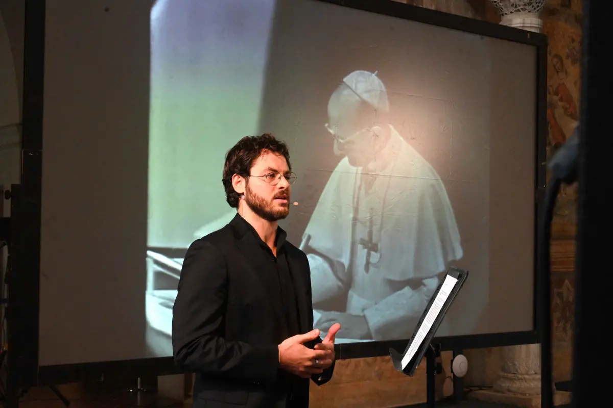 Festival dell'educazione, gli scatti nell’antica basilica di San Salvatore