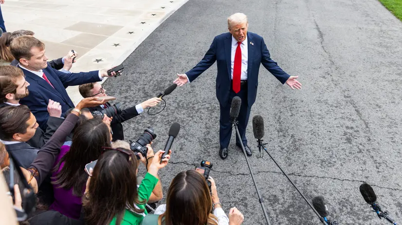 epa12416918 US President Donald Trump speaks to reporters as he departs the White House for a meeting with military leaders at Quantico Marine Base in Washington, DC, USA, 30 September 2025. The president answered questions about the gathering, saying 'We have our real warriors over there. And when they're not good, when we don't think they're our warriors, you know what happened? We say you're fired.' EPA/JIM LO SCALZO