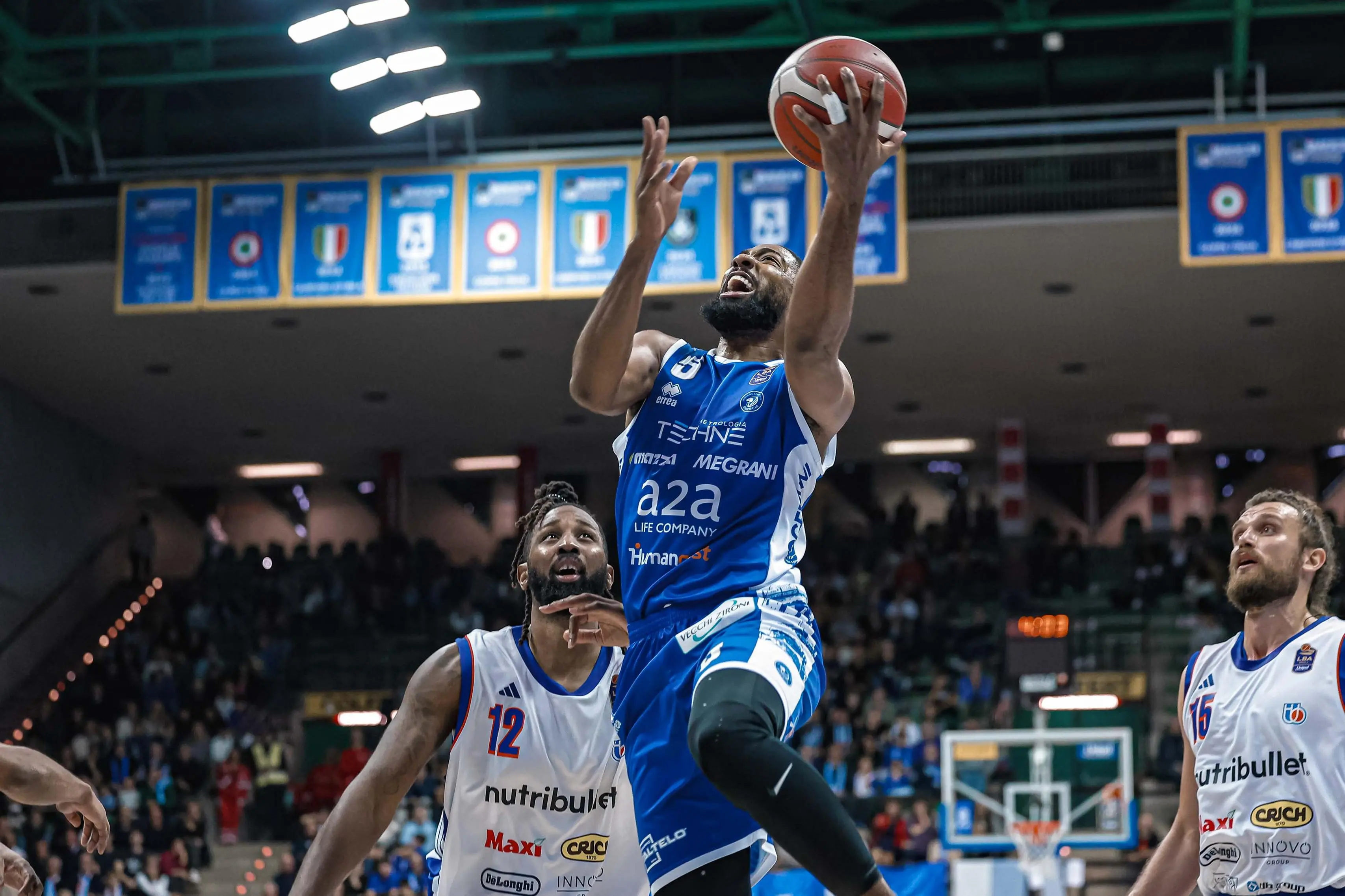 Basket, gli scatti di Germani-Treviso