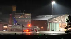 epa11197478 The MEDEVAC plane with Norway's King Harald on board arrives at Oslo Airport Gardermoen, Norway, 03 March 2024. The aircraft of the Scandinavian Airlines (SAS) was requisitioned by the Norwegian Armed Forces and used to bring the 87-year-old king home after he fell ill while on vacation in Malaysia and was hospitalized on the island of Langkawi Island, state of Kedah, Malaysia. EPA/Javad Parsa NORWAY OUT