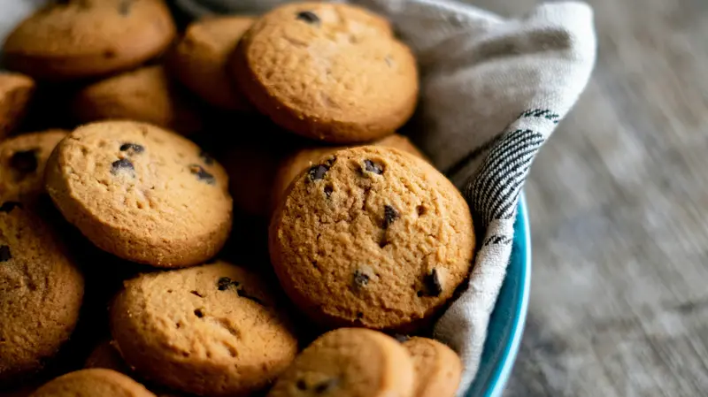 Limitare il consumo di biscotti industriali