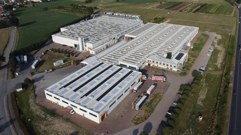 Lo stabilimento di Imbal Carton - © www.giornaledibrescia.it