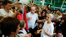 epa12433863 Barcelona's former Mayor Ada Colau, one of the Spanish activists detained by Israeli forces as part of the Global Sumud Flotilla, arrives at El Prat airport in Barcelona, Spain, 05 October 2025. EPA/TONI ALBIR