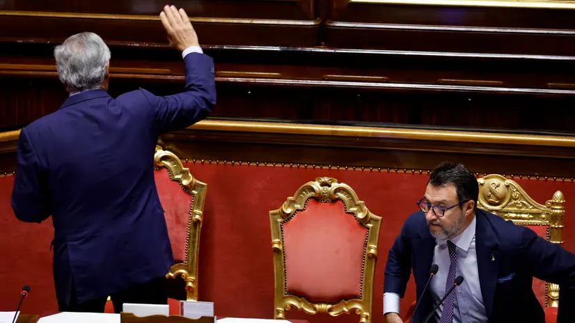 Il ministro degli Affari Esteri, Antonio Tajani (S) ed il ministro dei trasporti, Matteo Salvini durante il question time al Senato, Roma 12 settembre 2024. ANSA/FABIO FRUSTACI