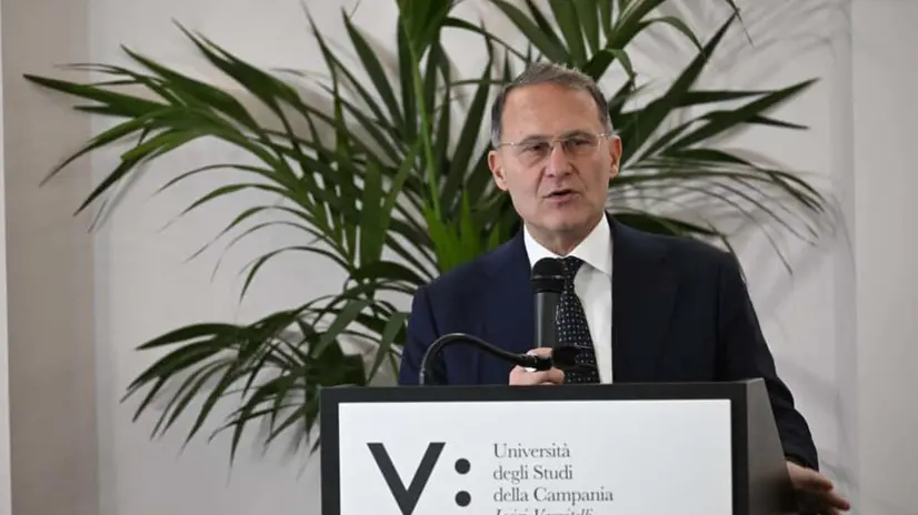 Il viceministro Edmondo Cirielli che per Fdi, Lega e Nm sarà il candidato del centrodestra a presidente alle elezioni regionali in Campania, alla presentazione del progetto MACORESI, Napoli 7 ottobre 2025. ANSA/CIRO FUSCO