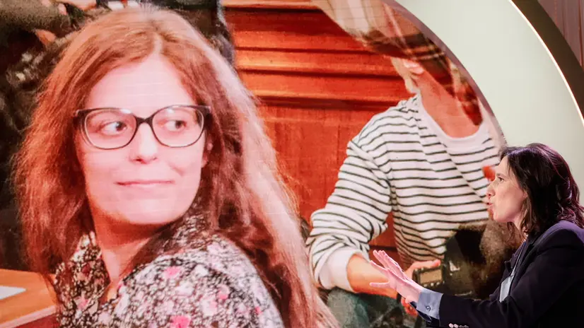 Elly Schlein (sul monitor immagine di Ilaria Salis) ospite della trasmissione televisiva di RAI 1 'cinque minuti condotta da Bruno Vespa, Roma, 3 Aprile 2024. ANSA/GIUSEPPE LAMI
