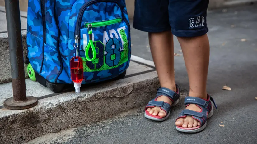 "Il Ministro Bianchi visita le scuole Elementari Carducci di Bologna per il primo giorno di scuola. Presente anche il presidente di regione Stefano Bonaccini" "Scuole Carducci Bologna/ 13 settembre 2021" ANSA/MAX CAVALLARI