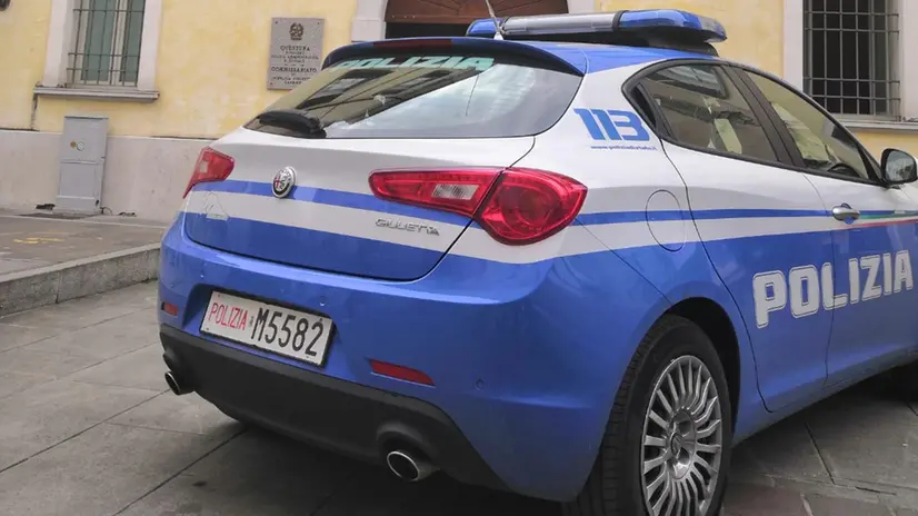 Un'auto della Polizia
